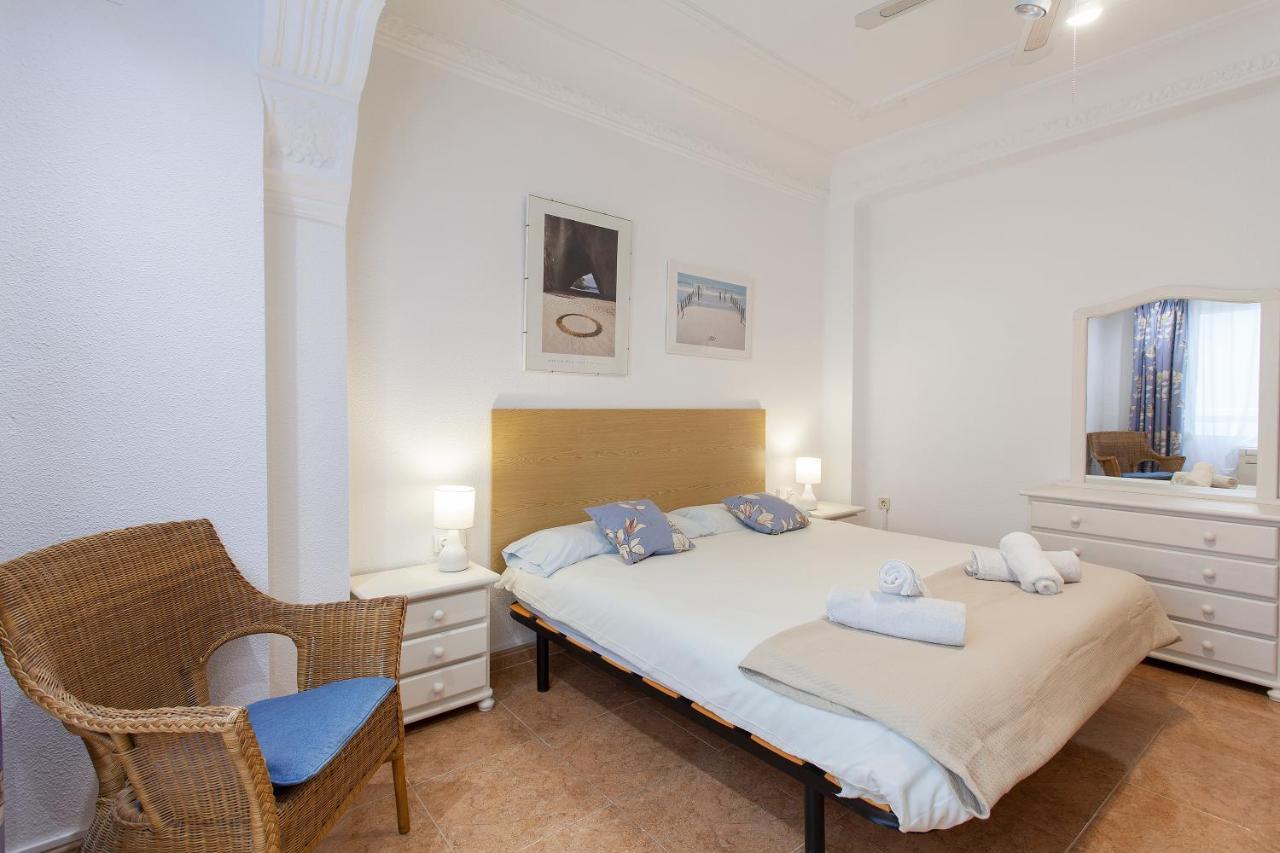 Apartment near the Marina, Valenza Esterno foto